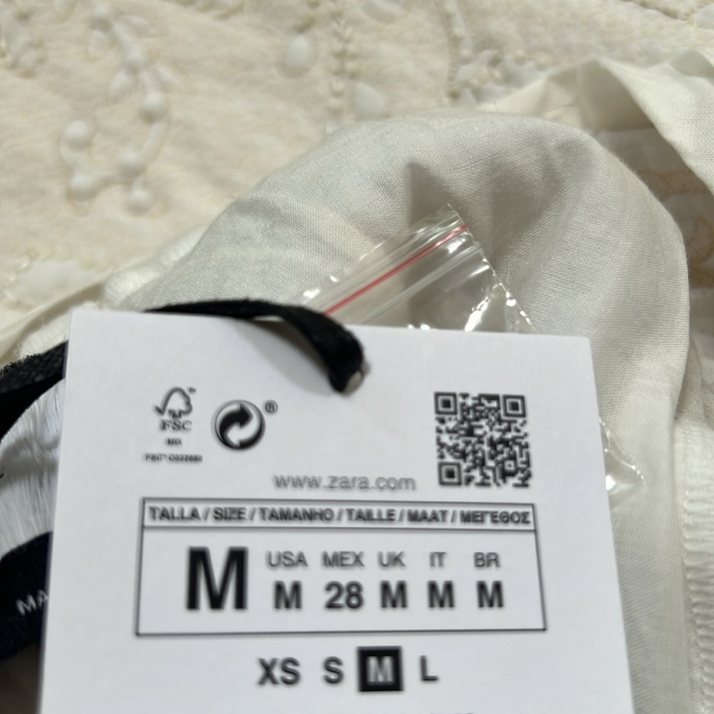 New! Zara Atelier limited edition medium beaded cape skirt. - Picture 10 of 16